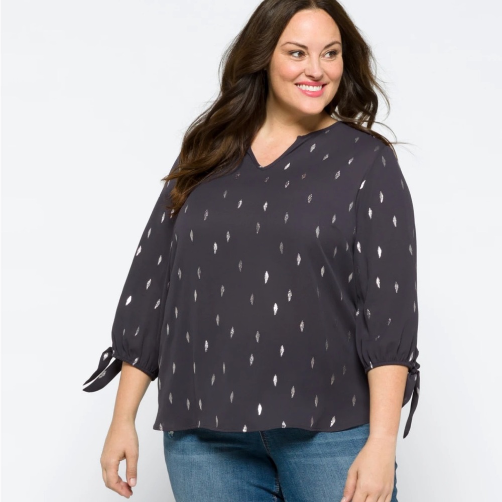 Papermoon Stitch Fix Top Size 1x Gray Metallic 3/4 Sleeve Tie Cuff High Low